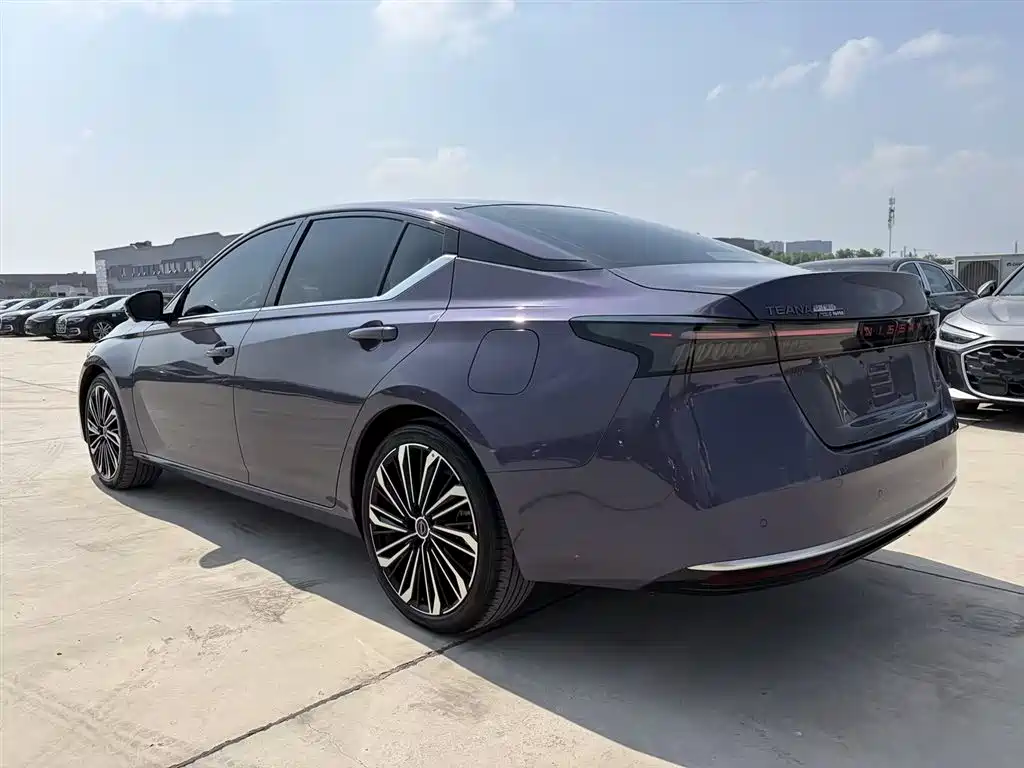 Nissan Altima 2026 2.0T Flagship