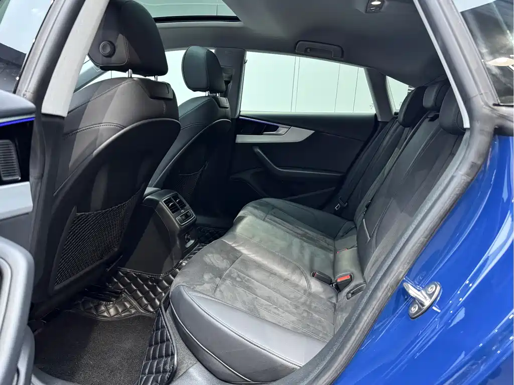 Audi A5 2023 Sportback 40 TFSI quattro Luxury