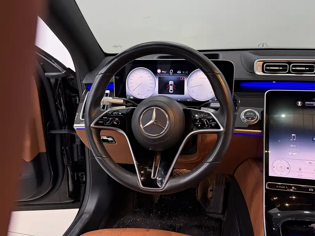 Mercedes-Benz S-Class — миниатюра 6