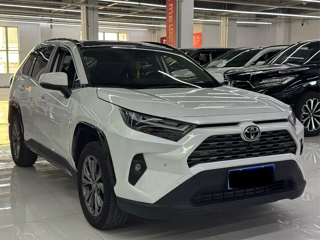 Toyota RAV4 — миниатюра 2