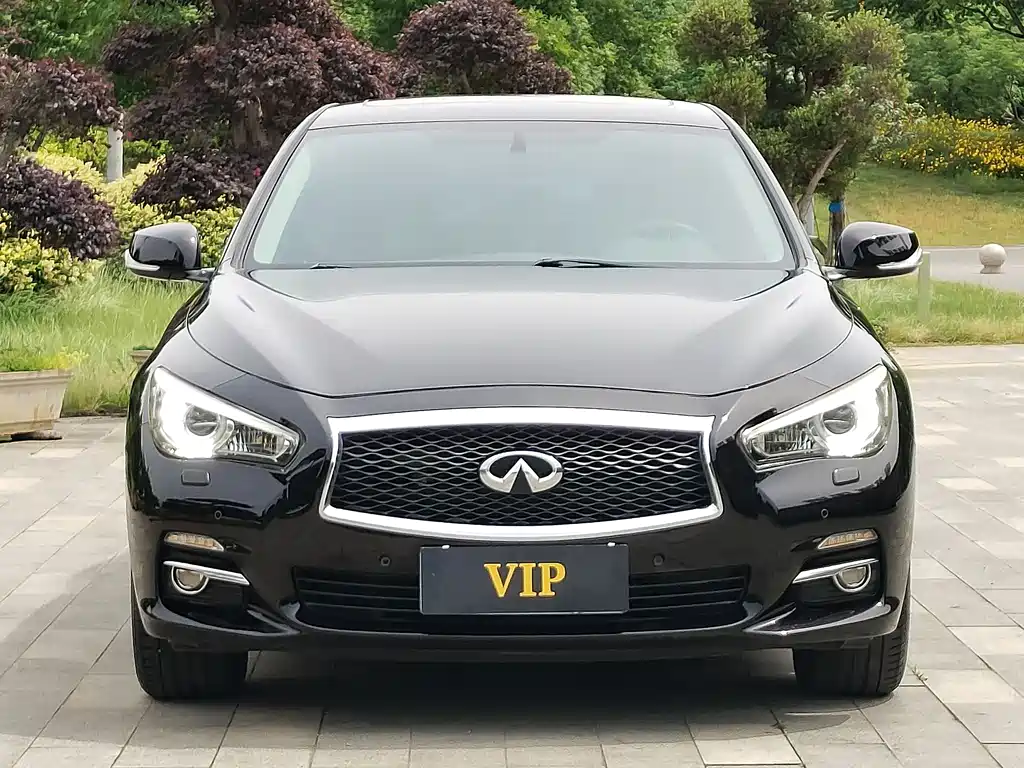 Infiniti Q50L 2016 2.0T Enjoy
