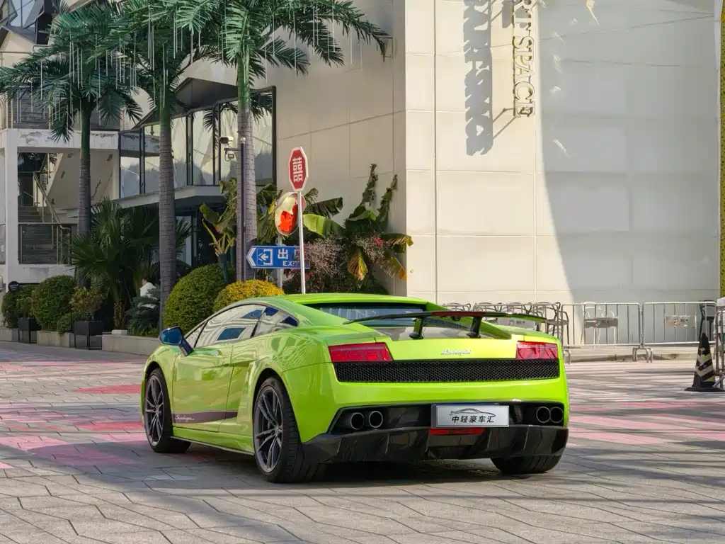 Lamborghini Gallardo 2011 LP 570-4 Superleggera