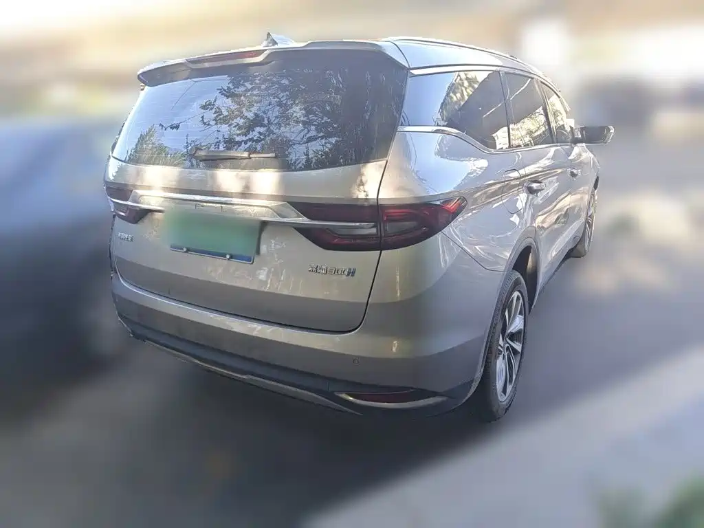 Geely Jia Ji — миниатюра 6
