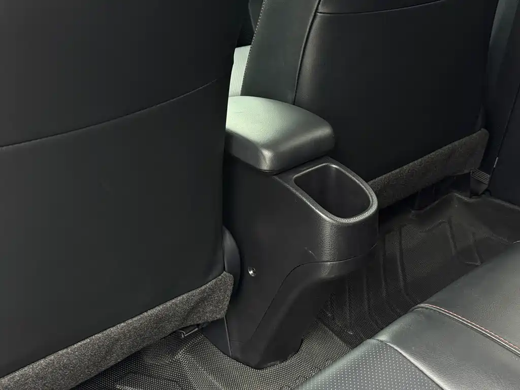 TOYOTA YARIS L ZHIXUAN