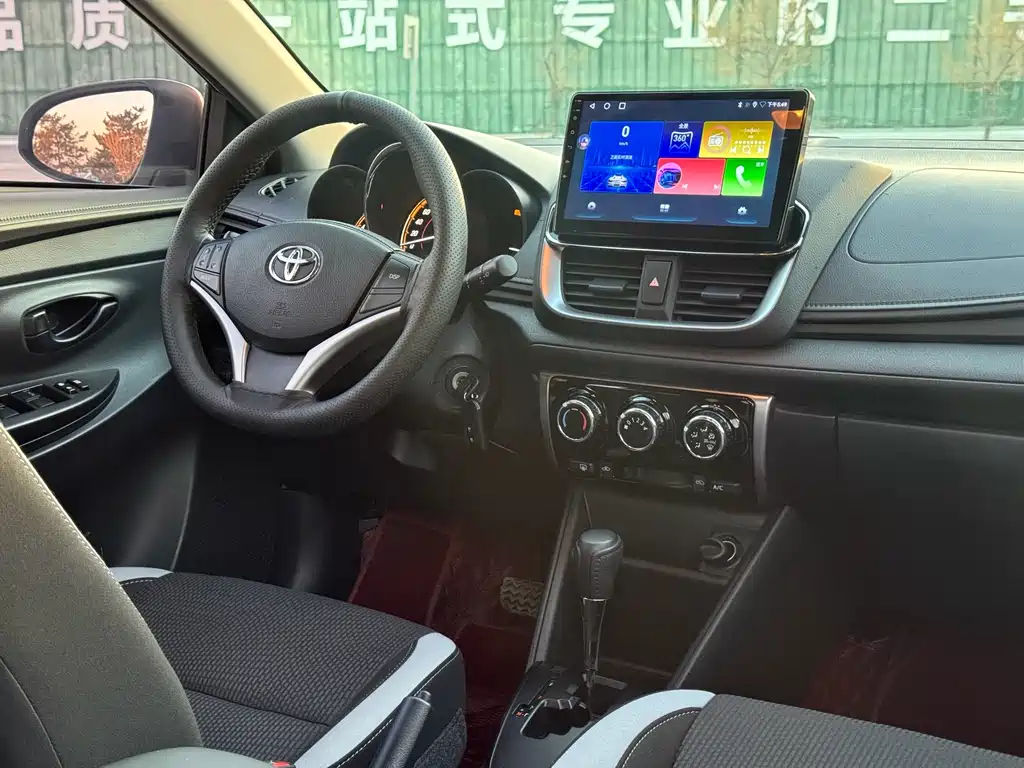 TOYOTA YARIS L ZHIXUAN