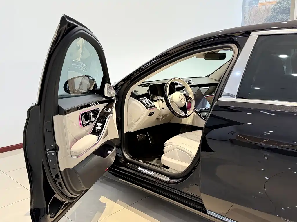 Mercedes-Benz S-Class — миниатюра 23