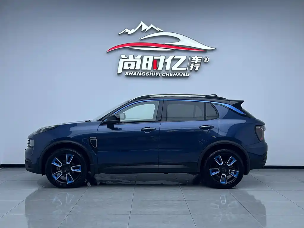 Lynk & Co 01 2017 2.0T Pro