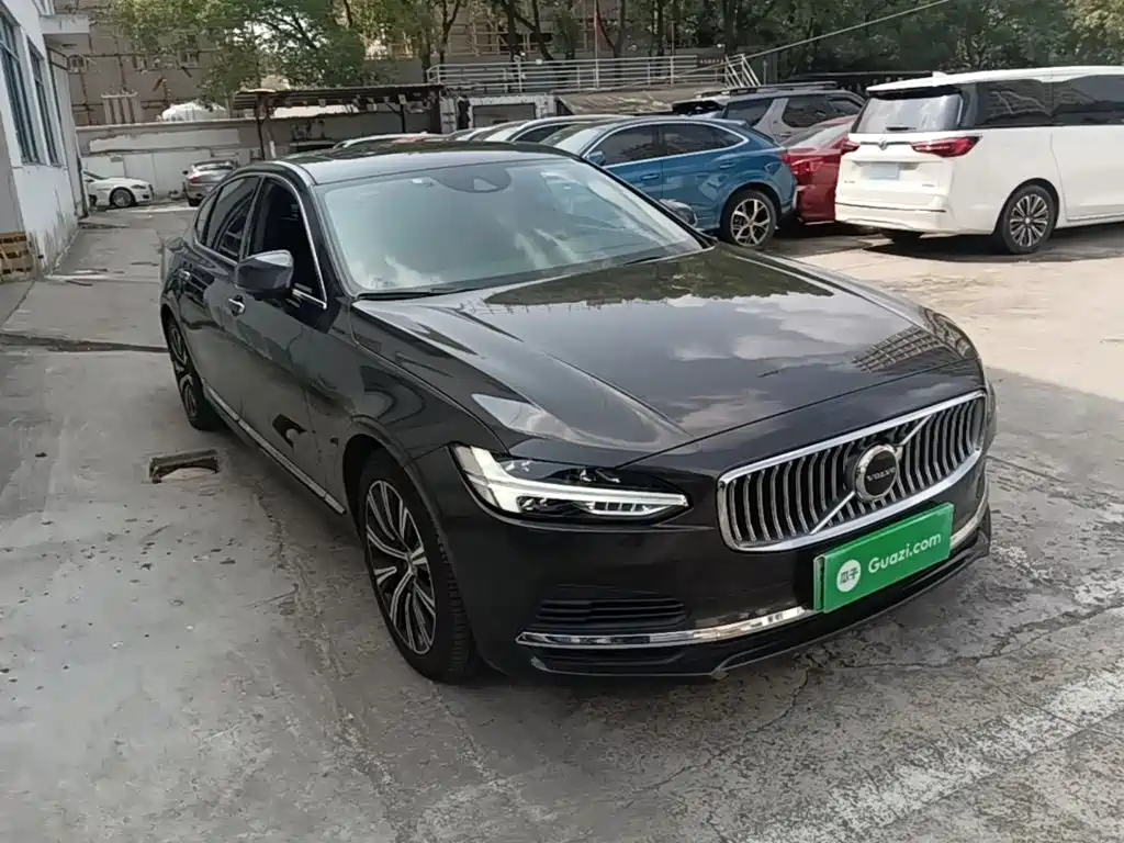 Volvo S90 PHEV — миниатюра 4