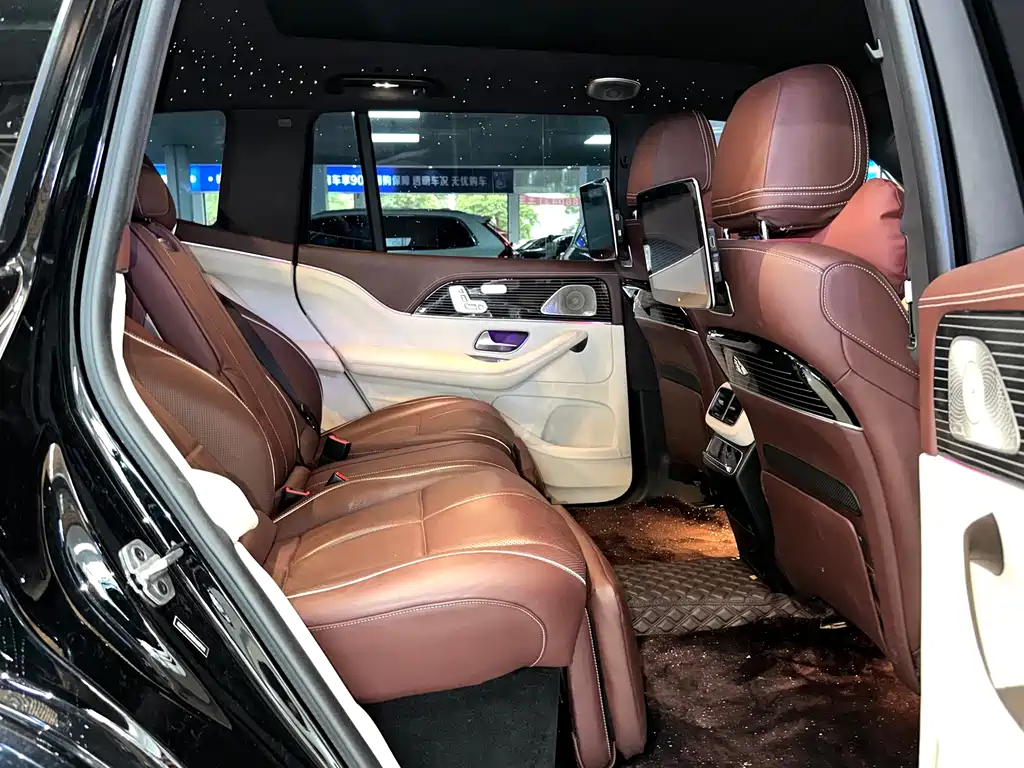 Mercedes-Benz GLS — миниатюра 9