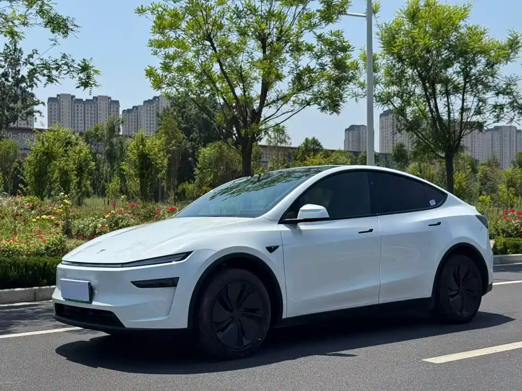 Tesla Model Y 2026