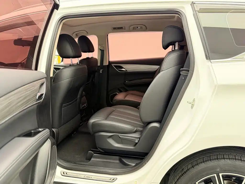 BYD MAX New Energy — миниатюра 16