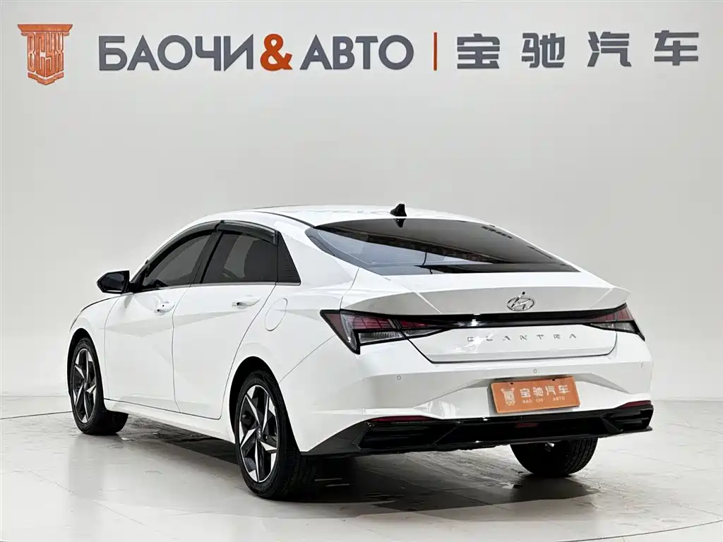 Hyundai Elantra 2022 1.5L CVT GLX Elite