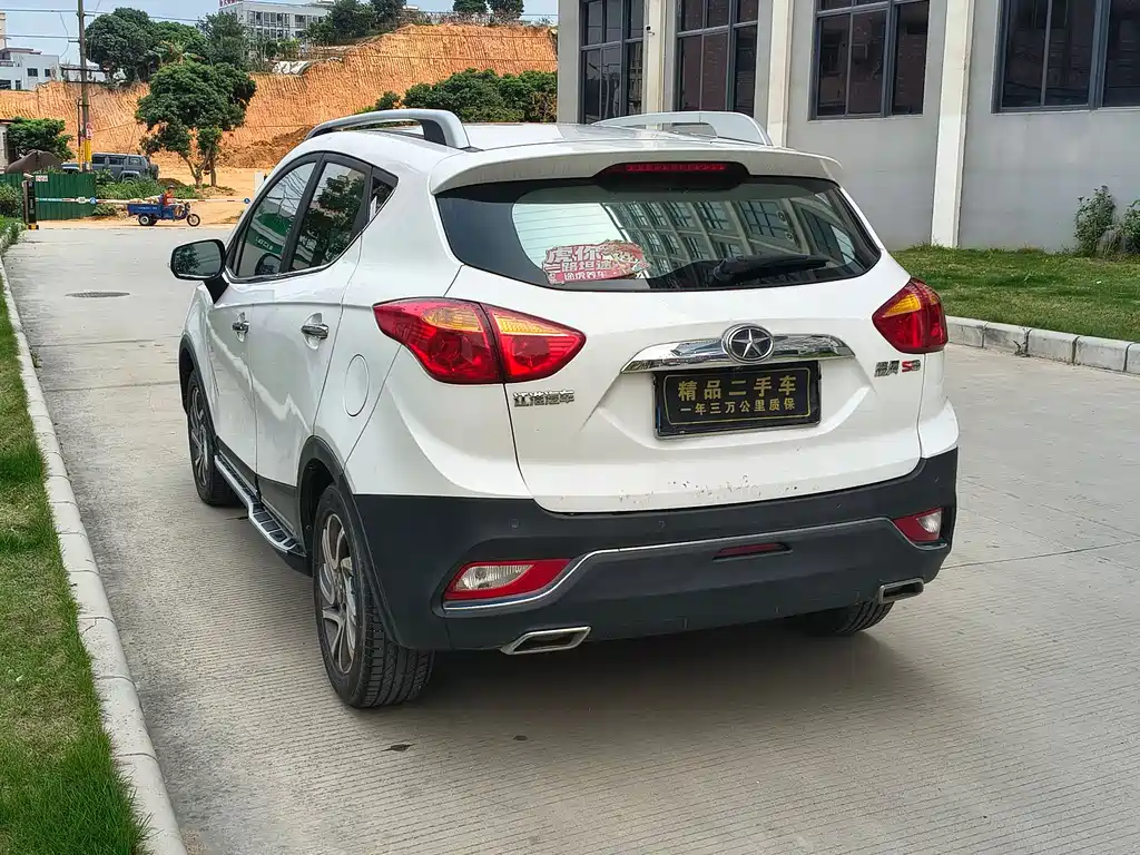 JAC S3 2016 1.5L MT Luxury