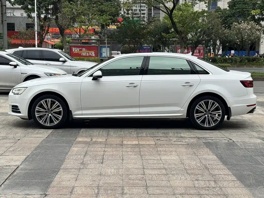 Audi A4L — миниатюра 3