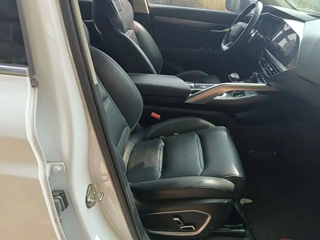 Geely Xingyue S — миниатюра 25