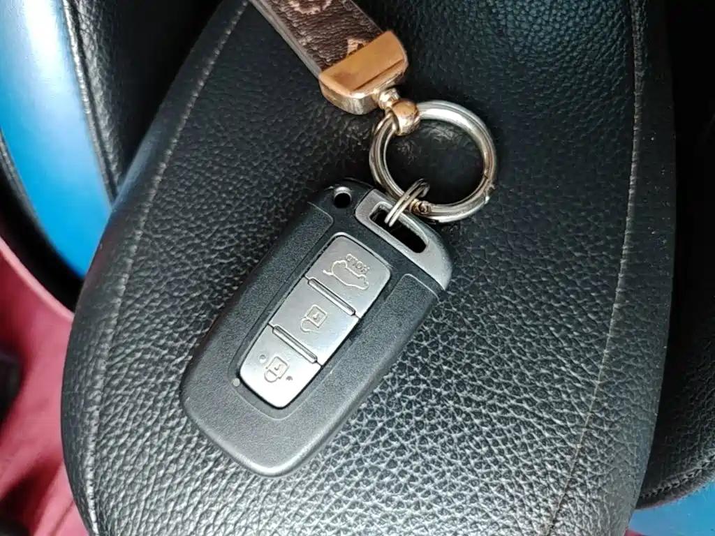 Hyundai Veloster — миниатюра 9