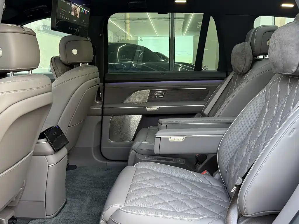 NIO ES8 2026 мест Executive Luxury