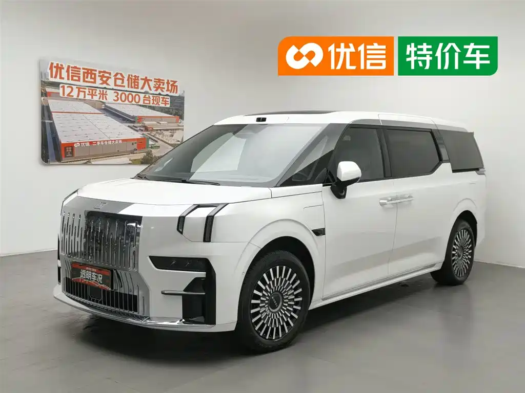 Zeekr 009 2024 мест Executive 108kWh