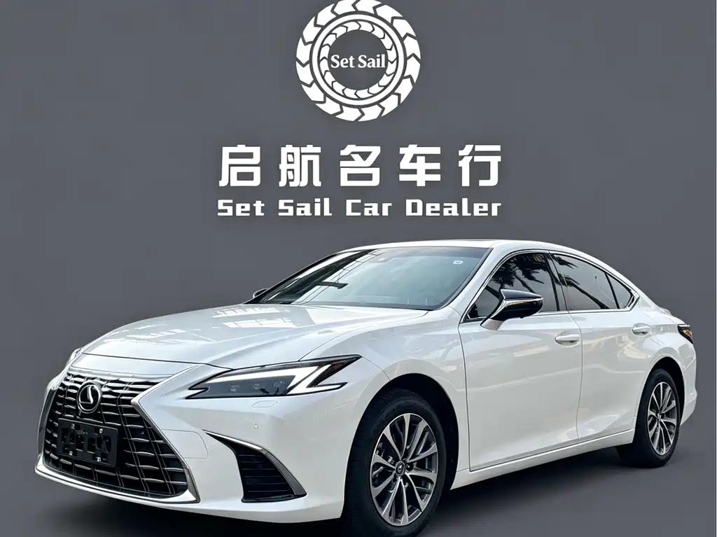 Lexus ES 2026