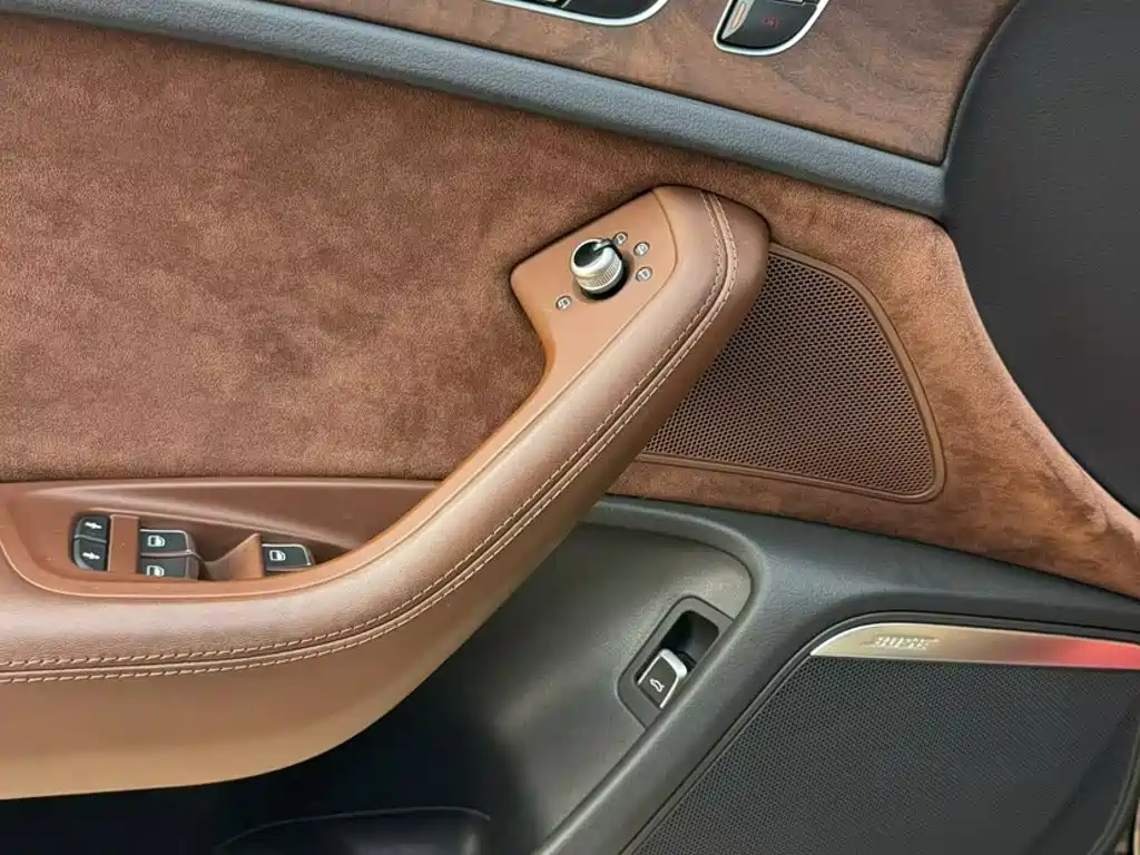 Audi A6L — миниатюра 13