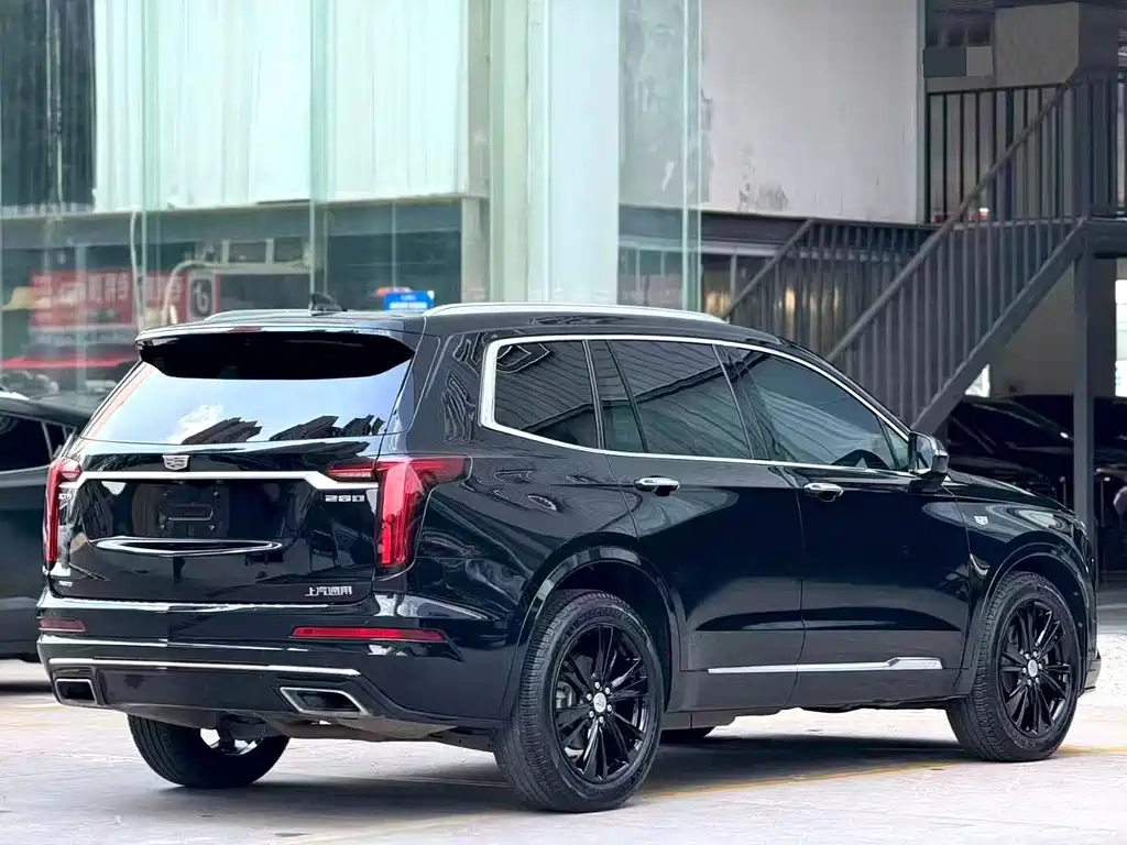 Cadillac XT6 — миниатюра 3