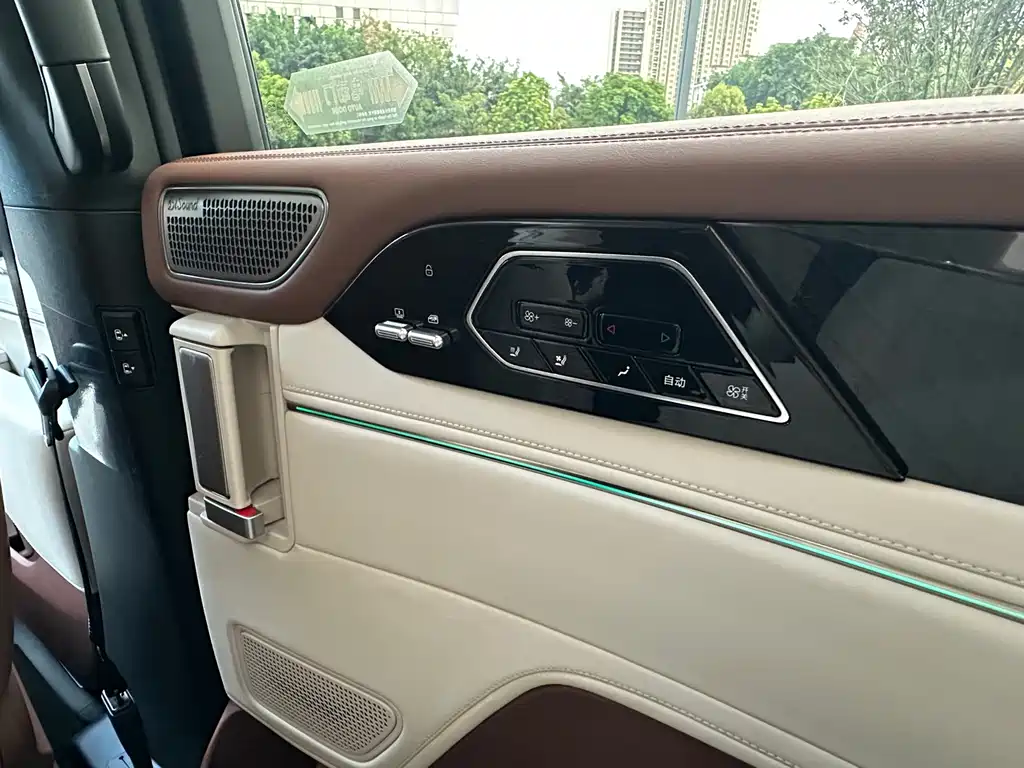 BYD Xia — миниатюра 14