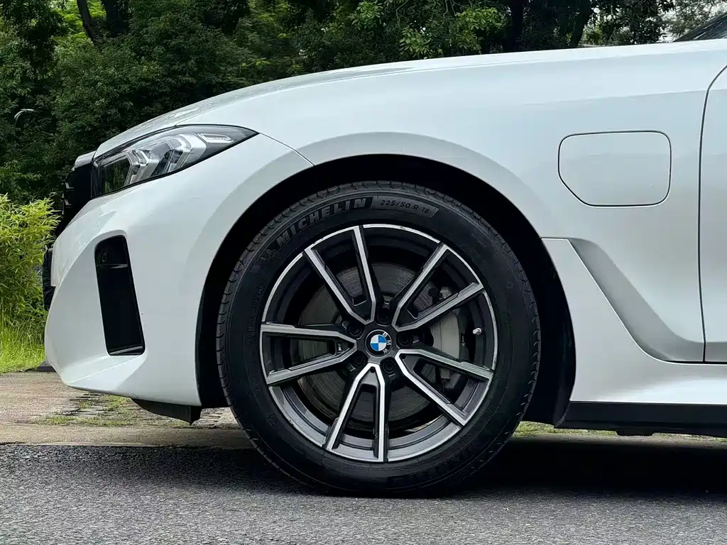 BMW i3 — миниатюра 18