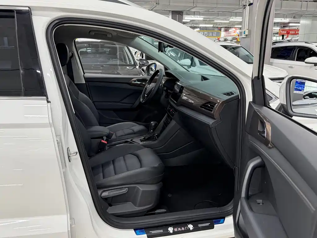 Volkswagen Tharu XR 280TSI 2WD Luxury Edition, фото 13