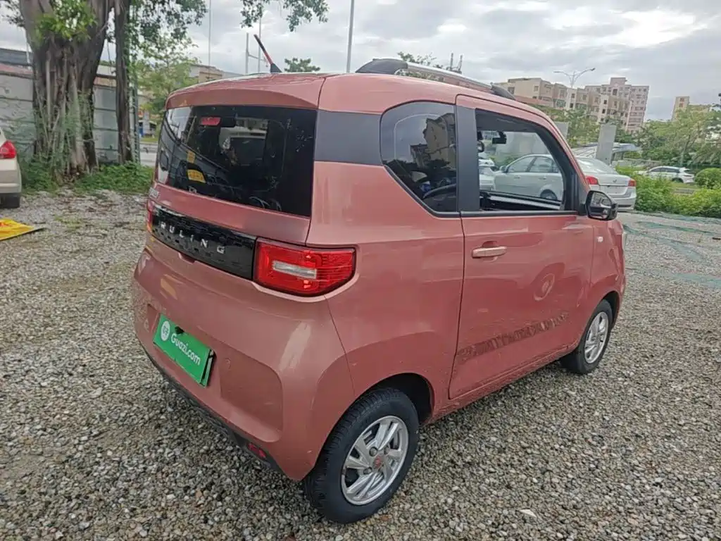Wuling MINIEV — миниатюра 7