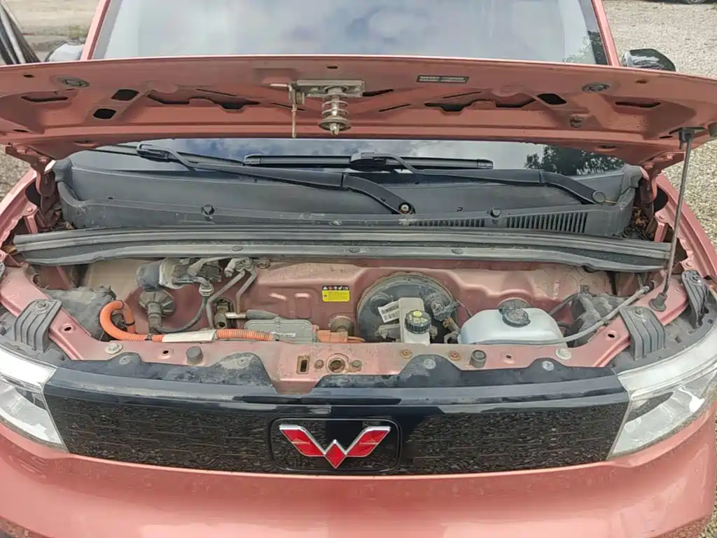 Wuling MINIEV — миниатюра 20