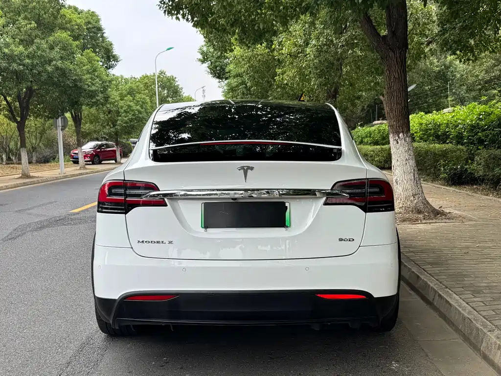 Tesla Model X — фотографии объявления, Фото 6