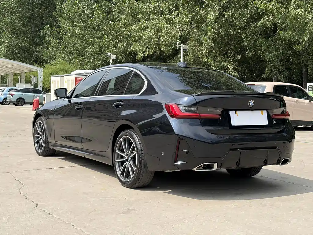 BMW 3 Series — миниатюра 3