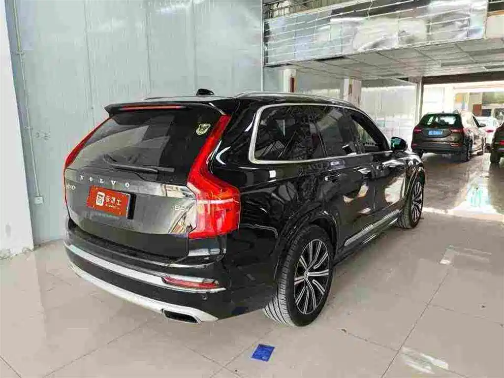 Volvo XC90 — миниатюра 3