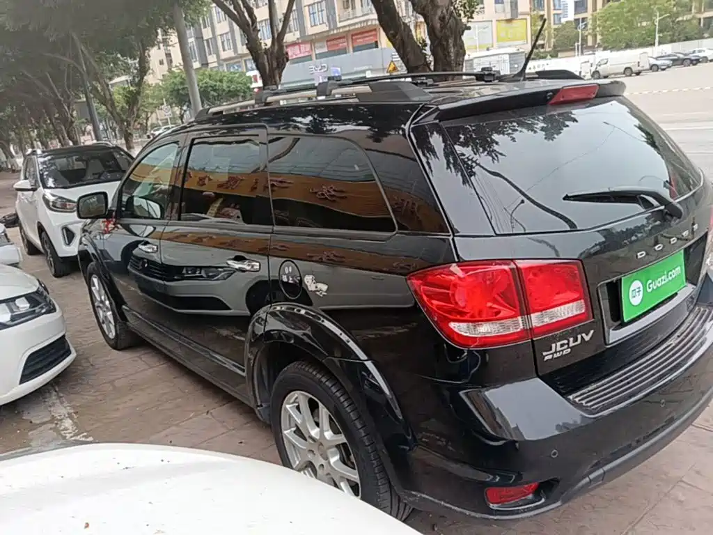 Dodge Journey — миниатюра 5
