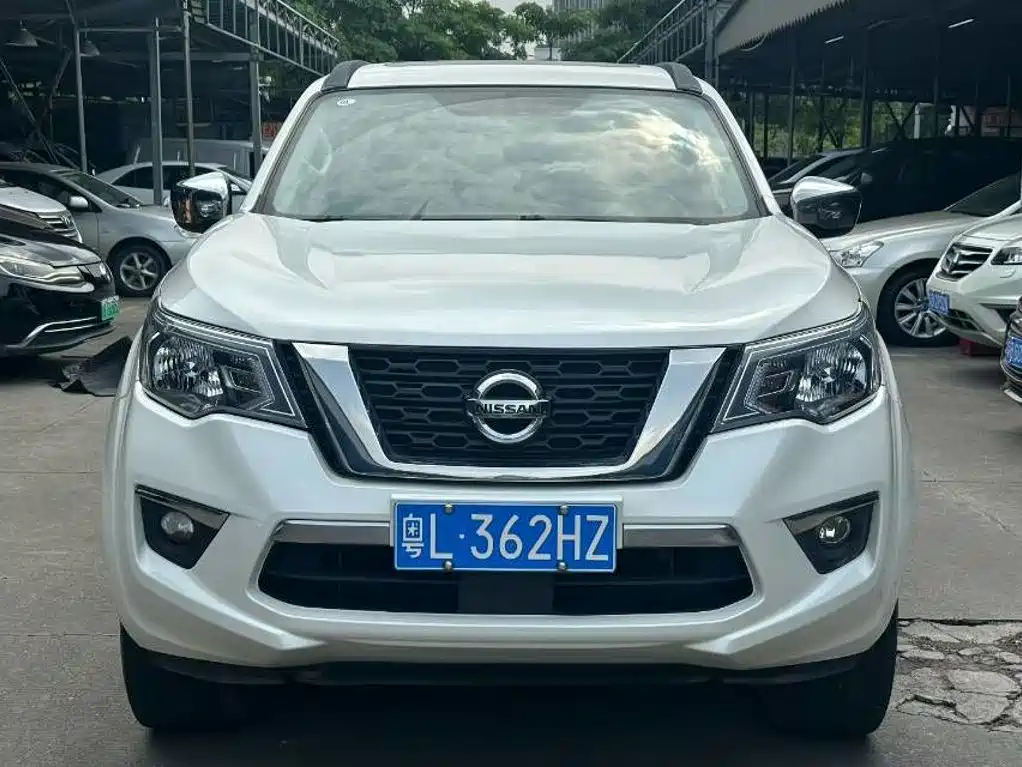 Nissan Terra — миниатюра 2