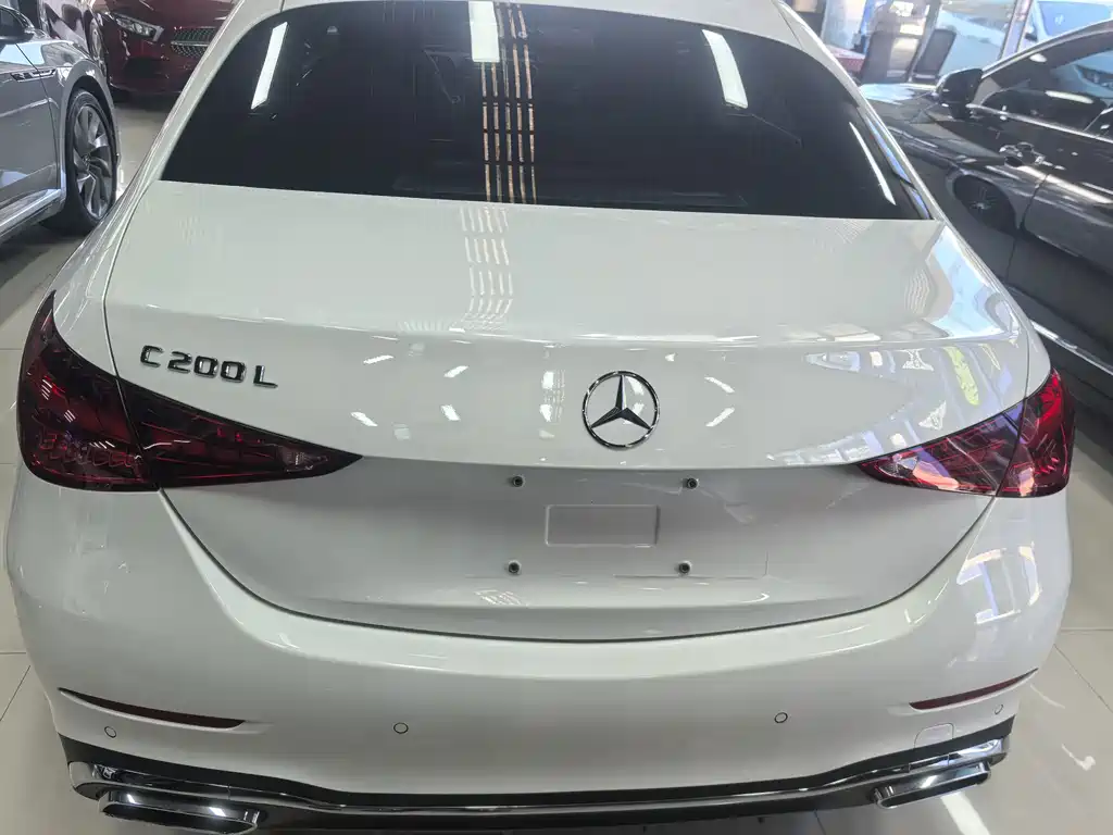 Mercedes-Benz C-Class — миниатюра 14