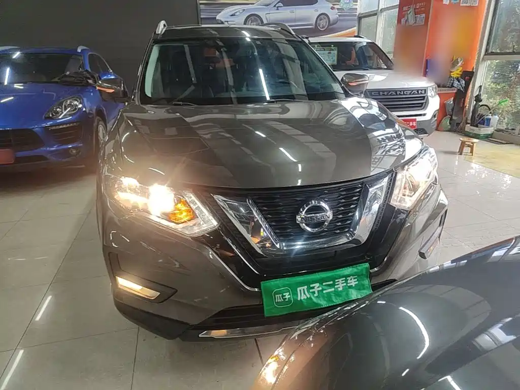 Nissan X-Trail — миниатюра 3
