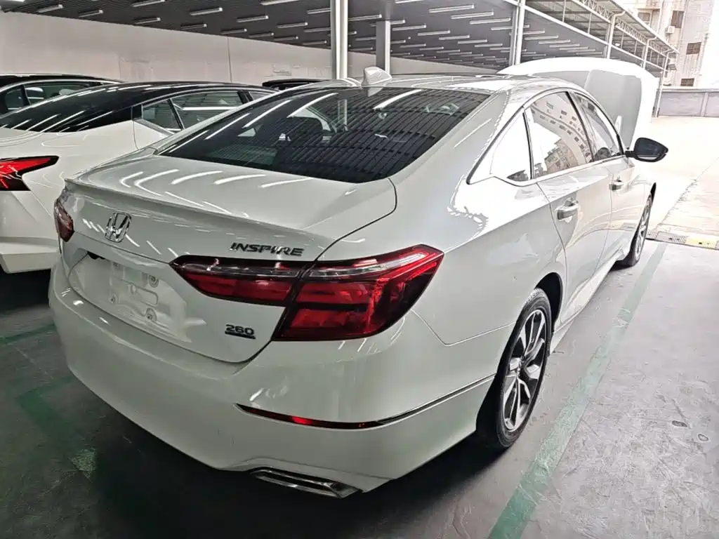 Honda Inspire — миниатюра 7