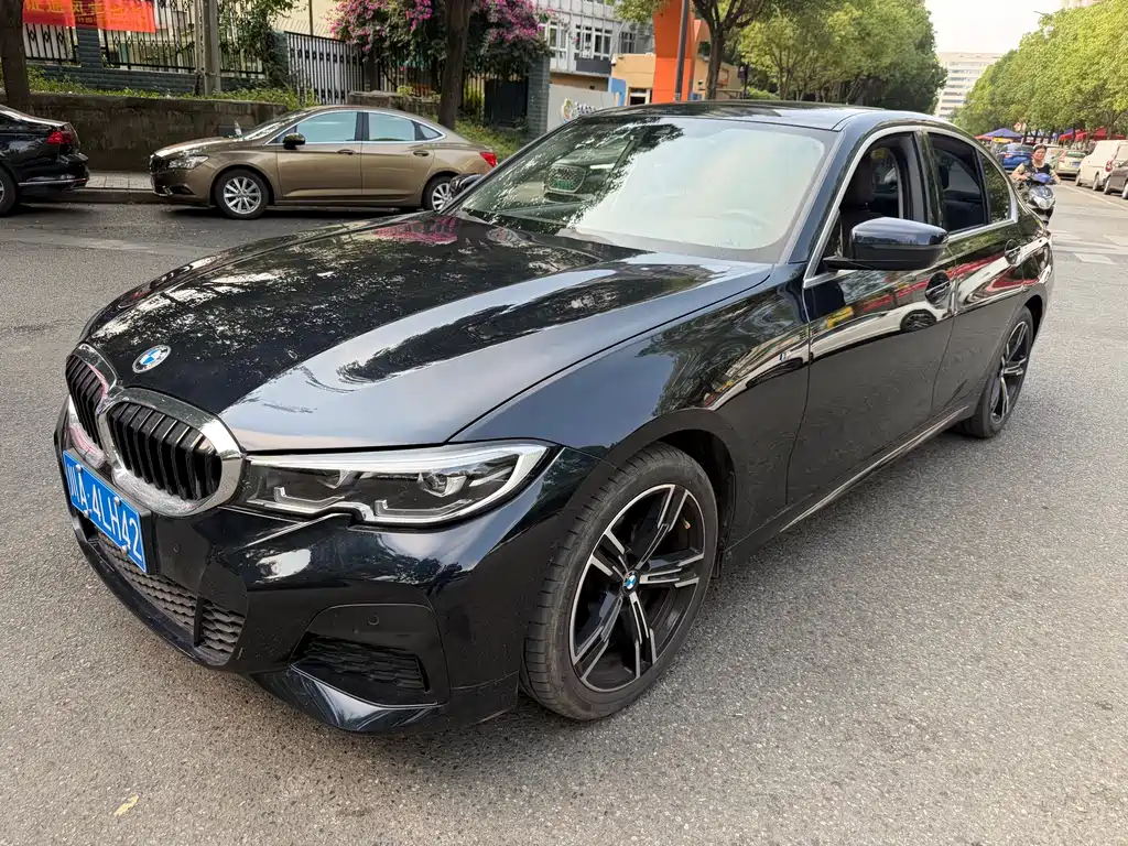 BMW 3 Series 2022