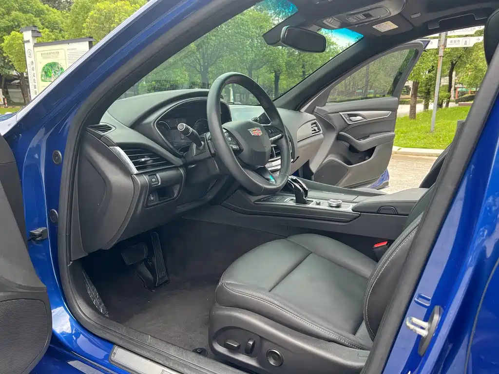 Cadillac CT5 — миниатюра 16