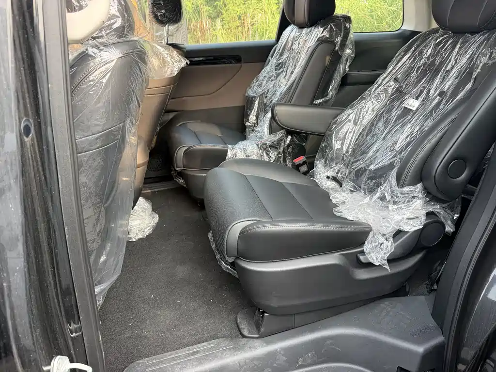 GAC Motor Trumpchi E8 PHEV — миниатюра 15