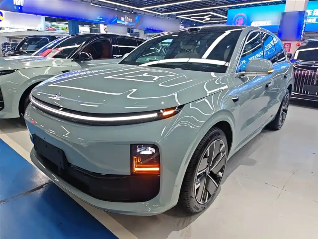 Li Auto Li L6 2025