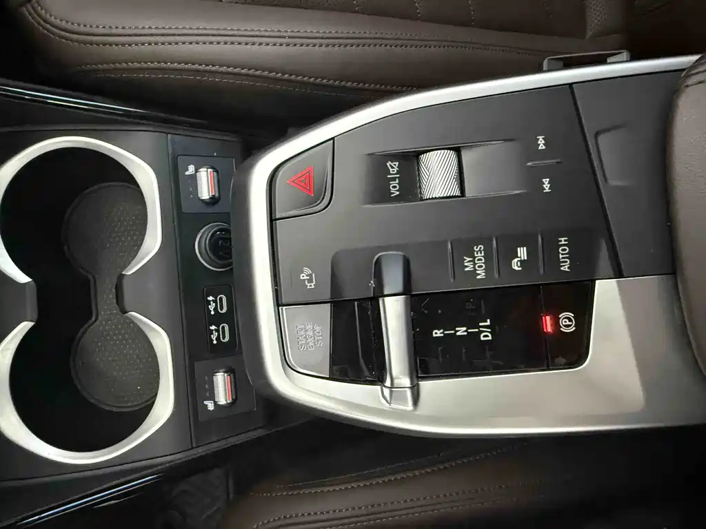 BMW X1 — миниатюра 10