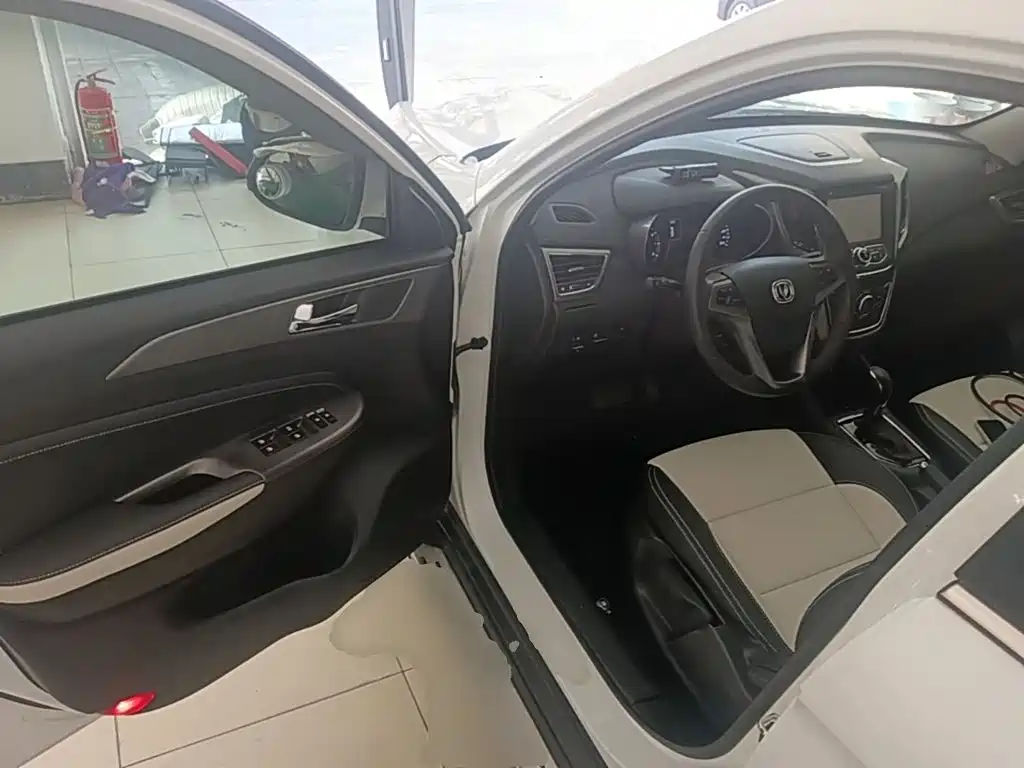 Changan CS35 — миниатюра 16