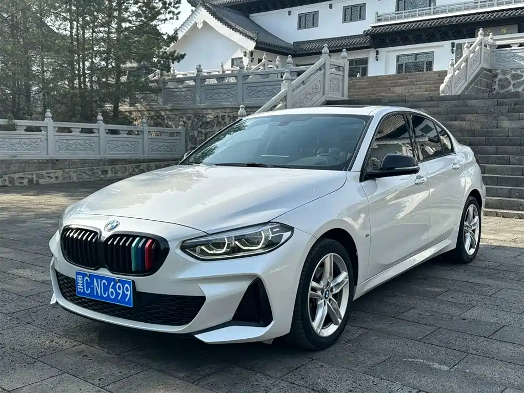 BMW 1 Series 2022