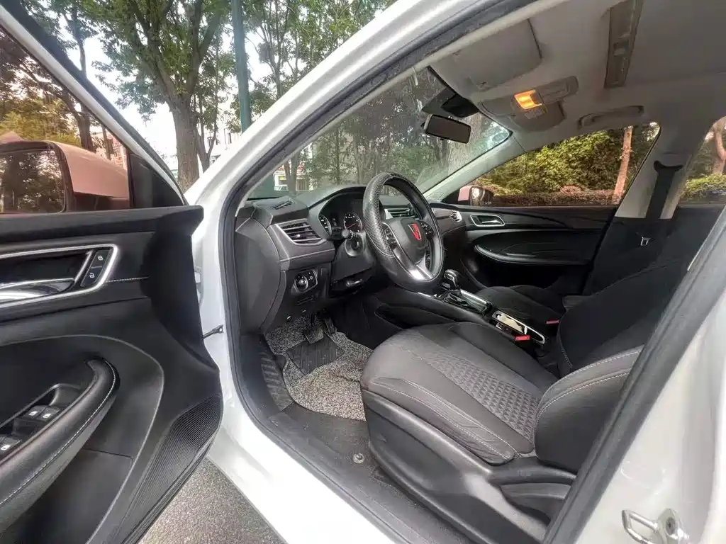 Roewe i5 — миниатюра 5