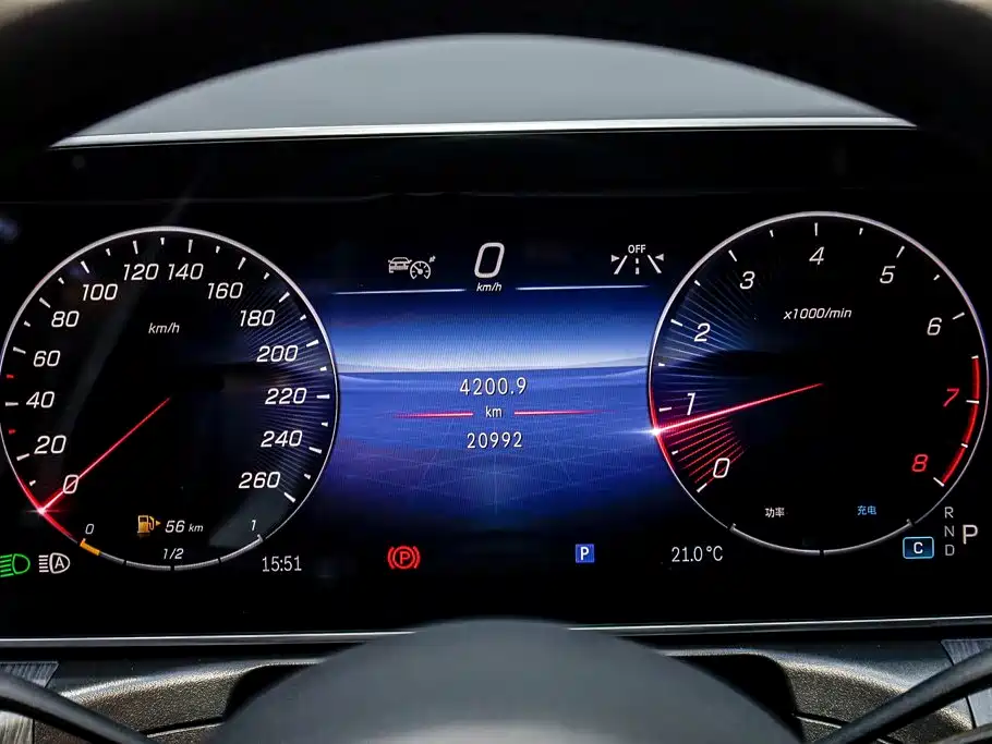 Mercedes-Benz C-Class — миниатюра 17