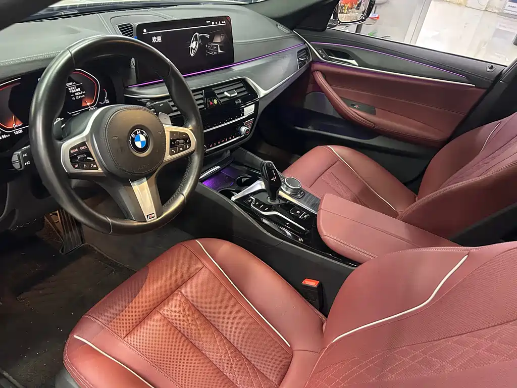 BMW 5 Series — миниатюра 18