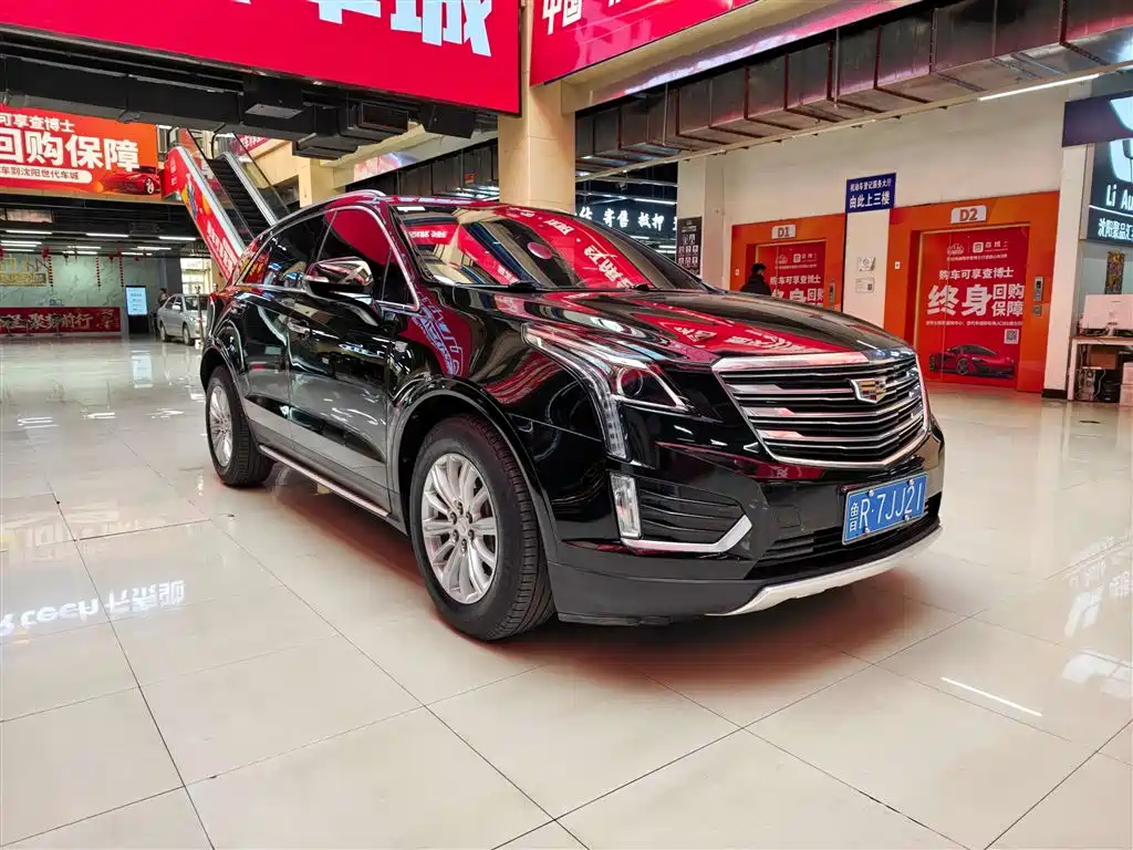 Cadillac XT5 2018 28E