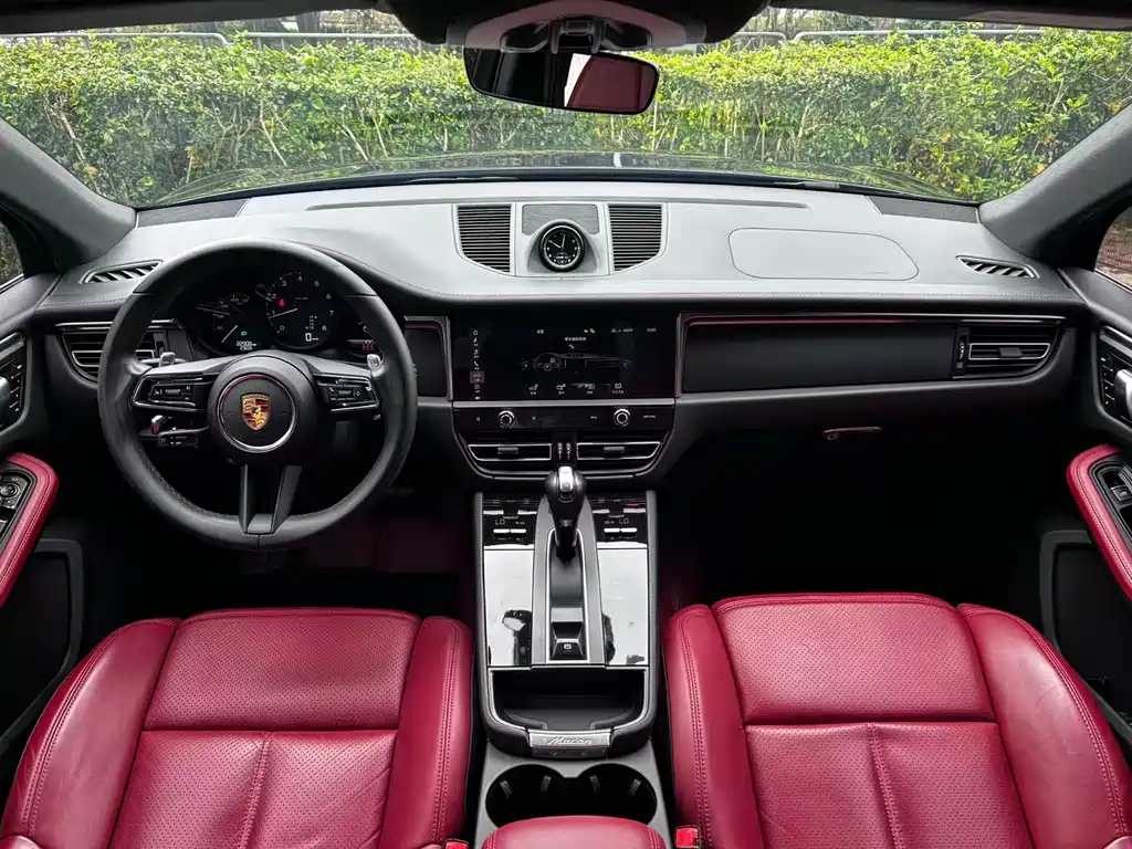 Porsche Macan - фото 10
